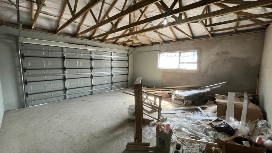 3 Bedroom Property for Sale in Paradise Beach Eastern Cape